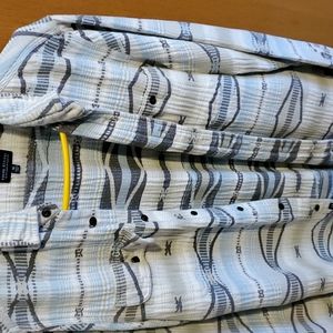 Men roark flannel. Size medium.